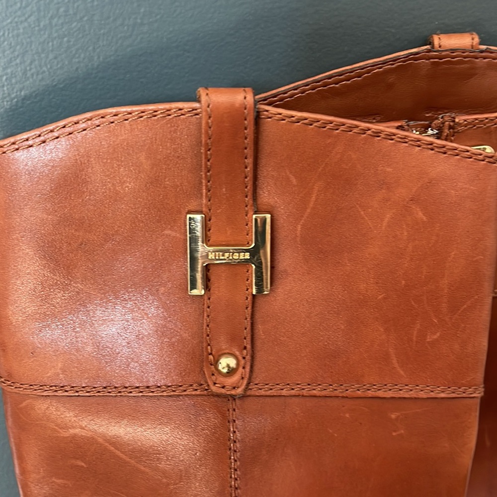 Tommy Hilfiger women’s leather boots - Picture 2 of 10